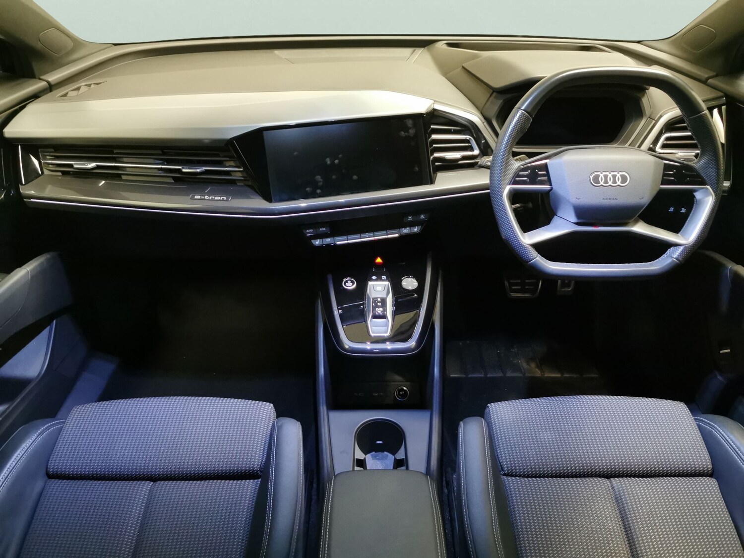 Used Audi Q4 e-tron 2022 for sale - 77815030: Photo 7