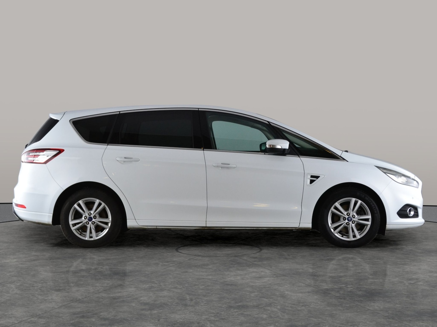 Used Ford S-Max 2018 for sale - 77151830: Photo 10