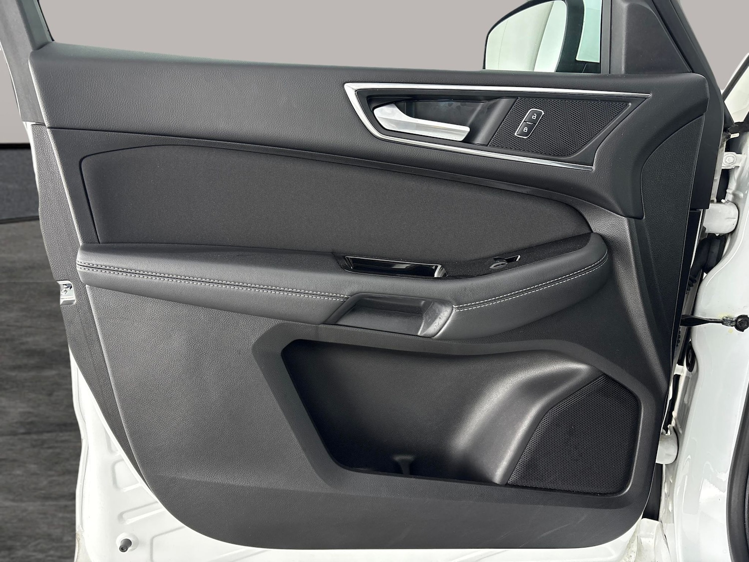 Used Ford S-Max 2018 for sale - 77151830: Photo 27