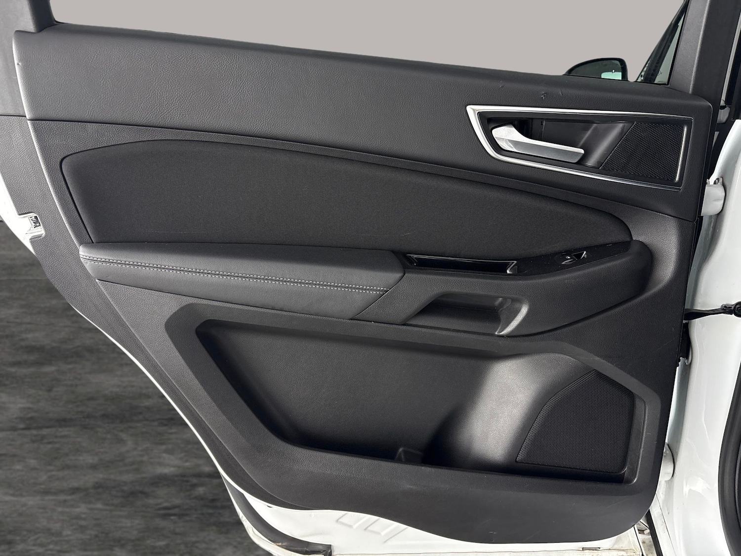 Used Ford S-Max 2018 for sale - 77151830: Photo 29