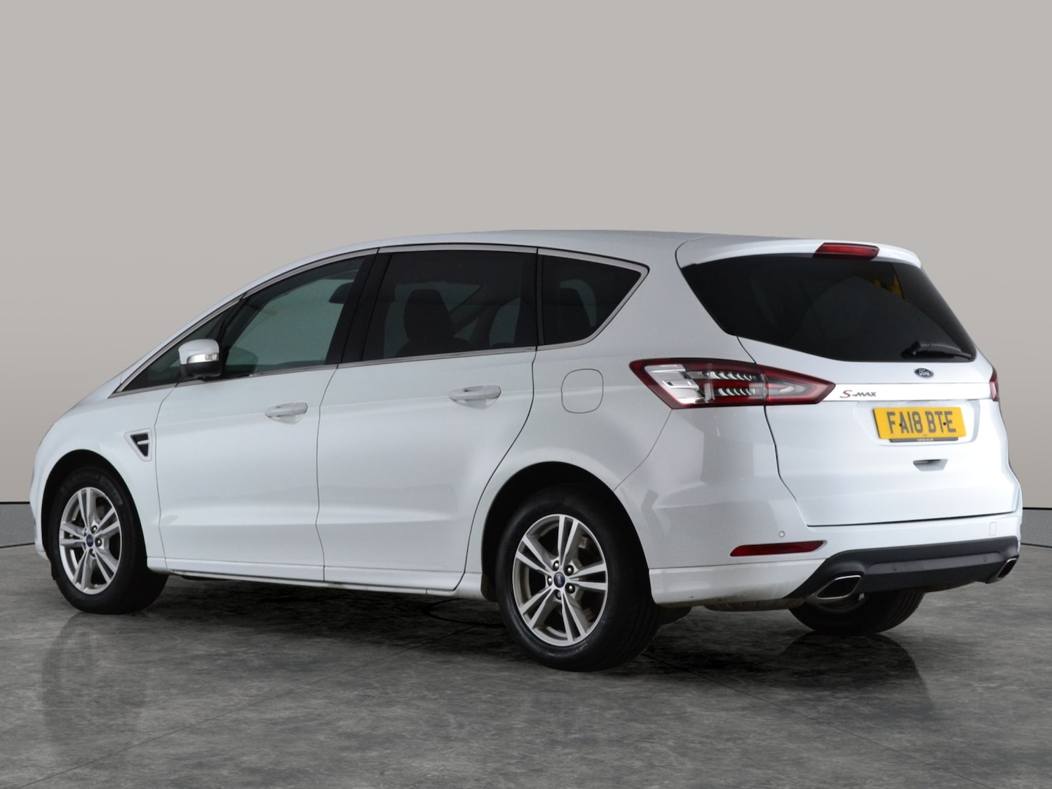 Used Ford S-Max 2018 for sale - 77151830: Photo 7