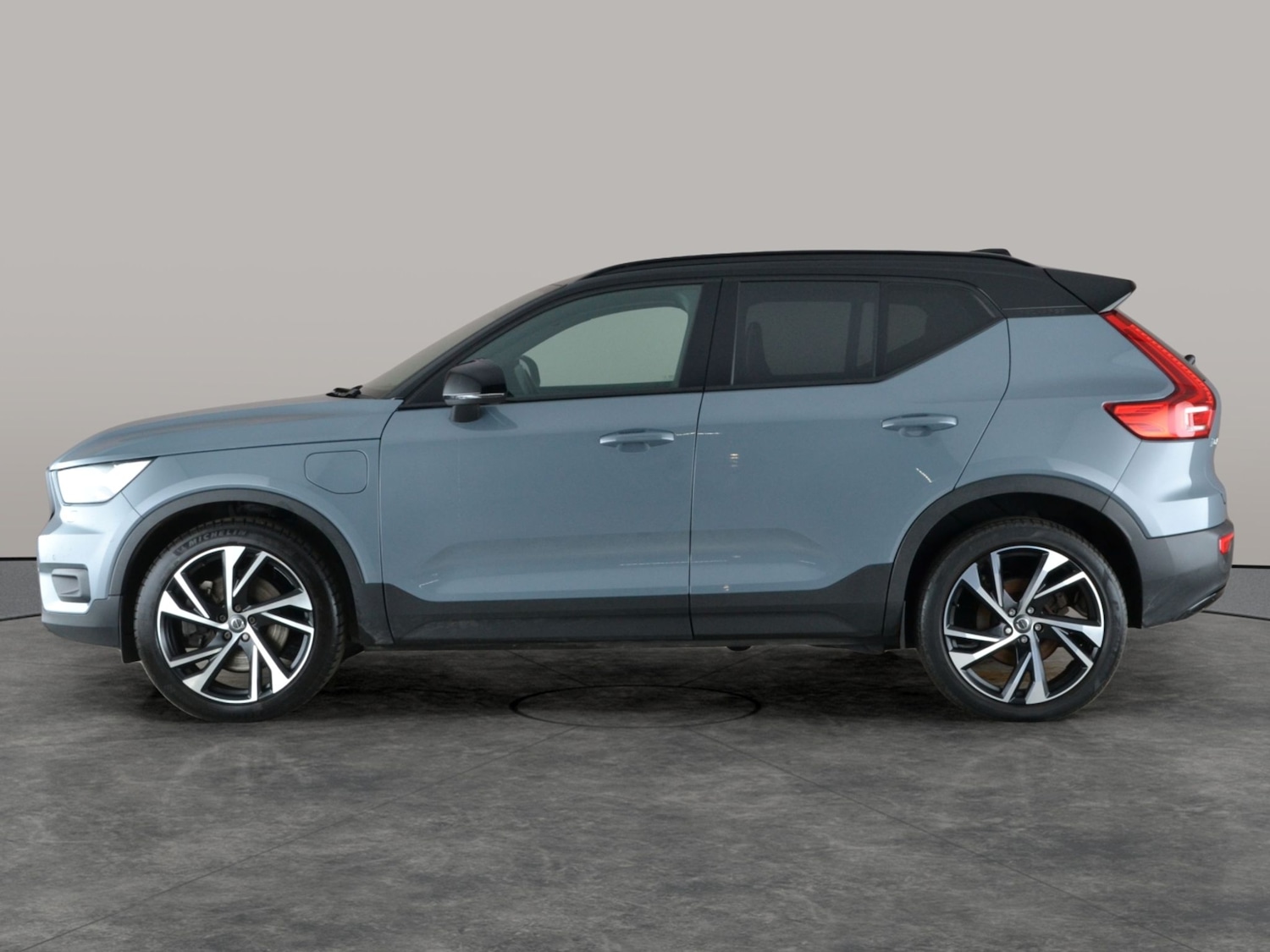Used Volvo XC40 for sale - 77245978: Photo 13
