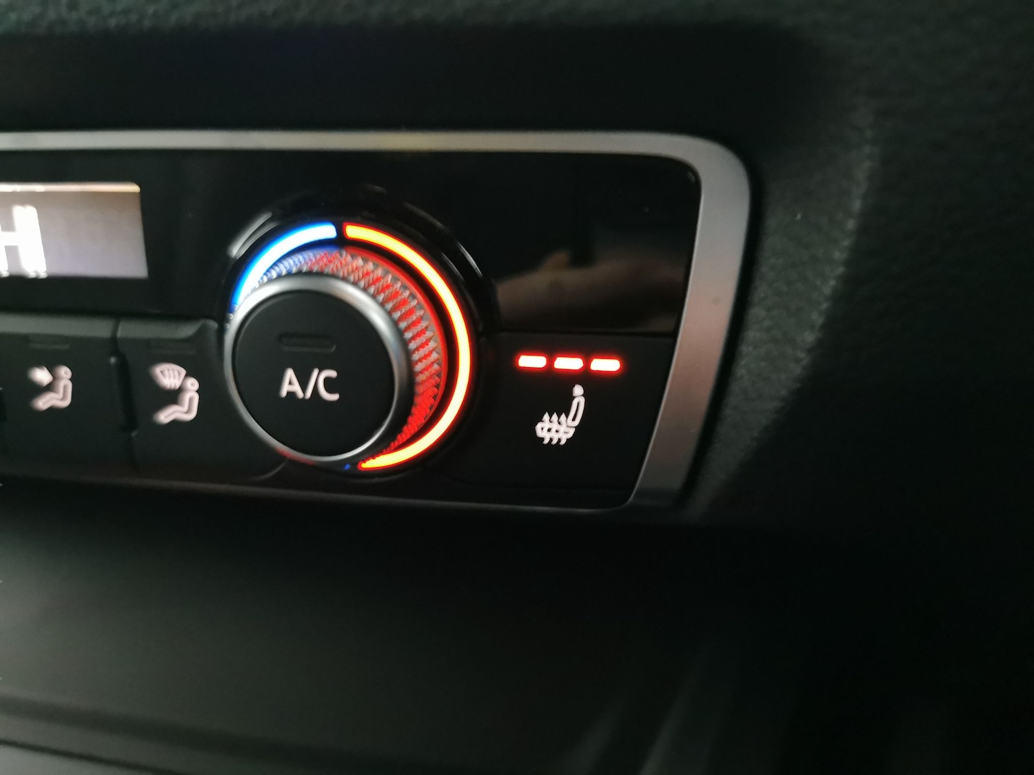 Used Audi Q3 2022 for sale - 76738432: Photo 24