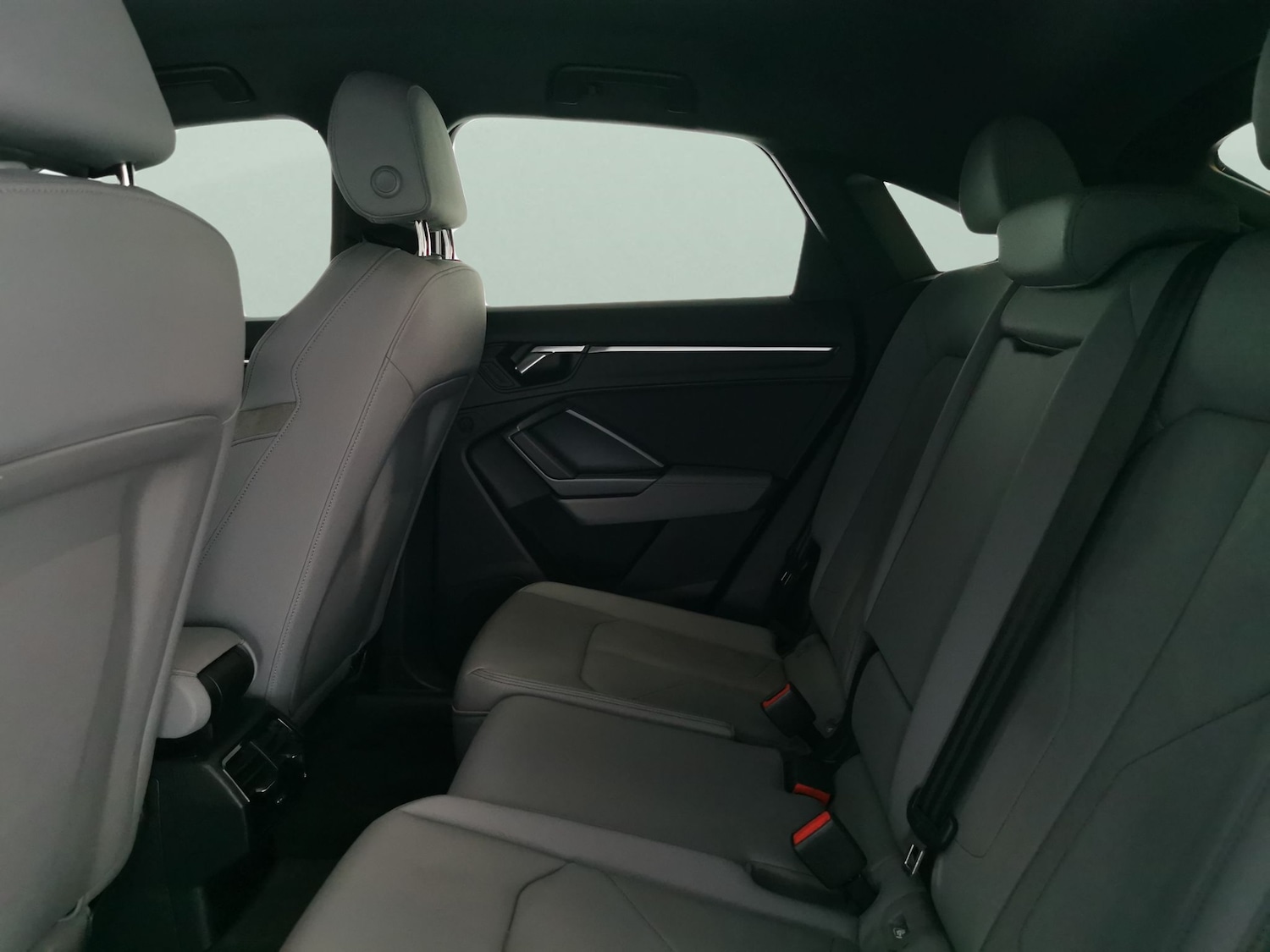 Used Audi Q3 2022 for sale - 76738432: Photo 32