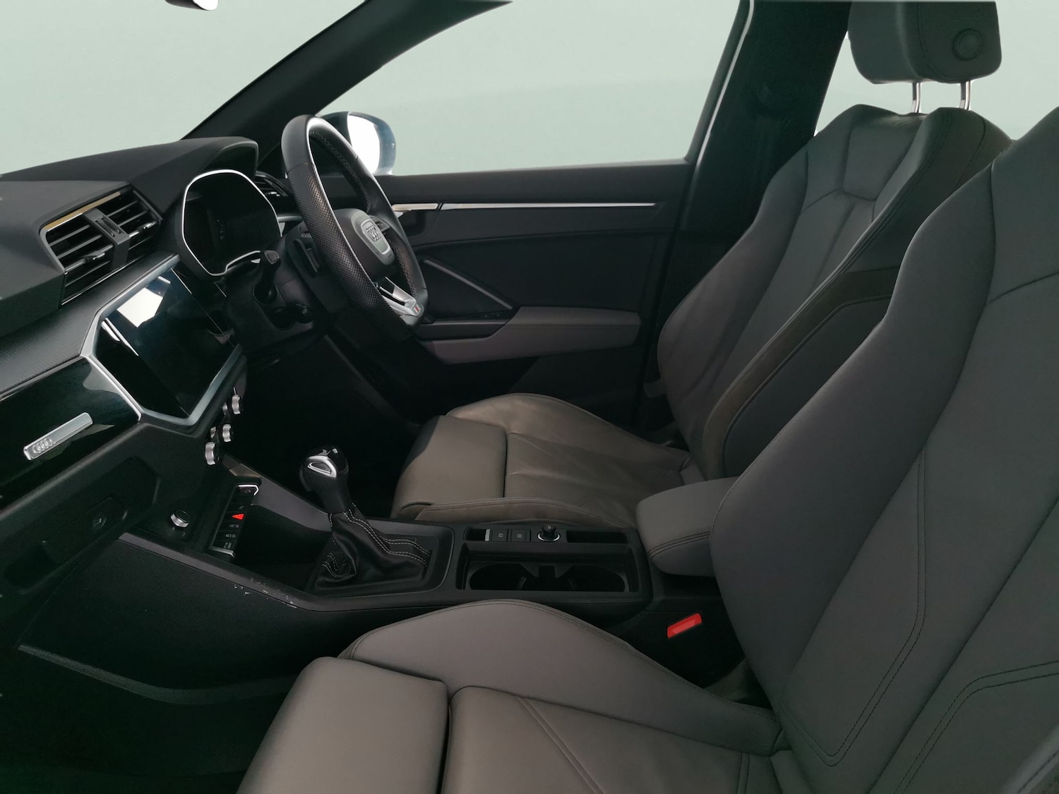 Used Audi Q3 2022 for sale - 76738432: Photo 4