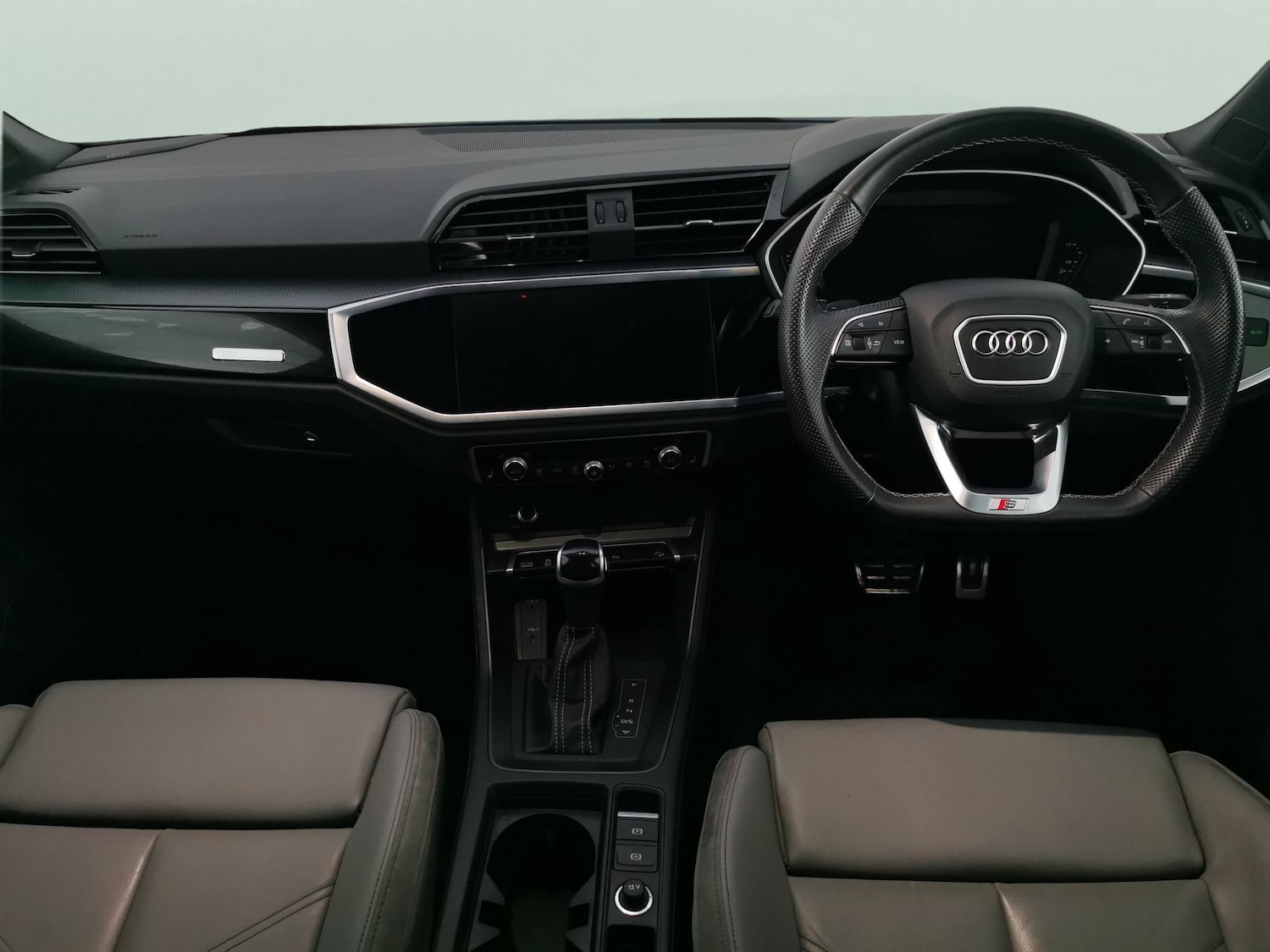 Used Audi Q3 2022 for sale - 76738432: Photo 9