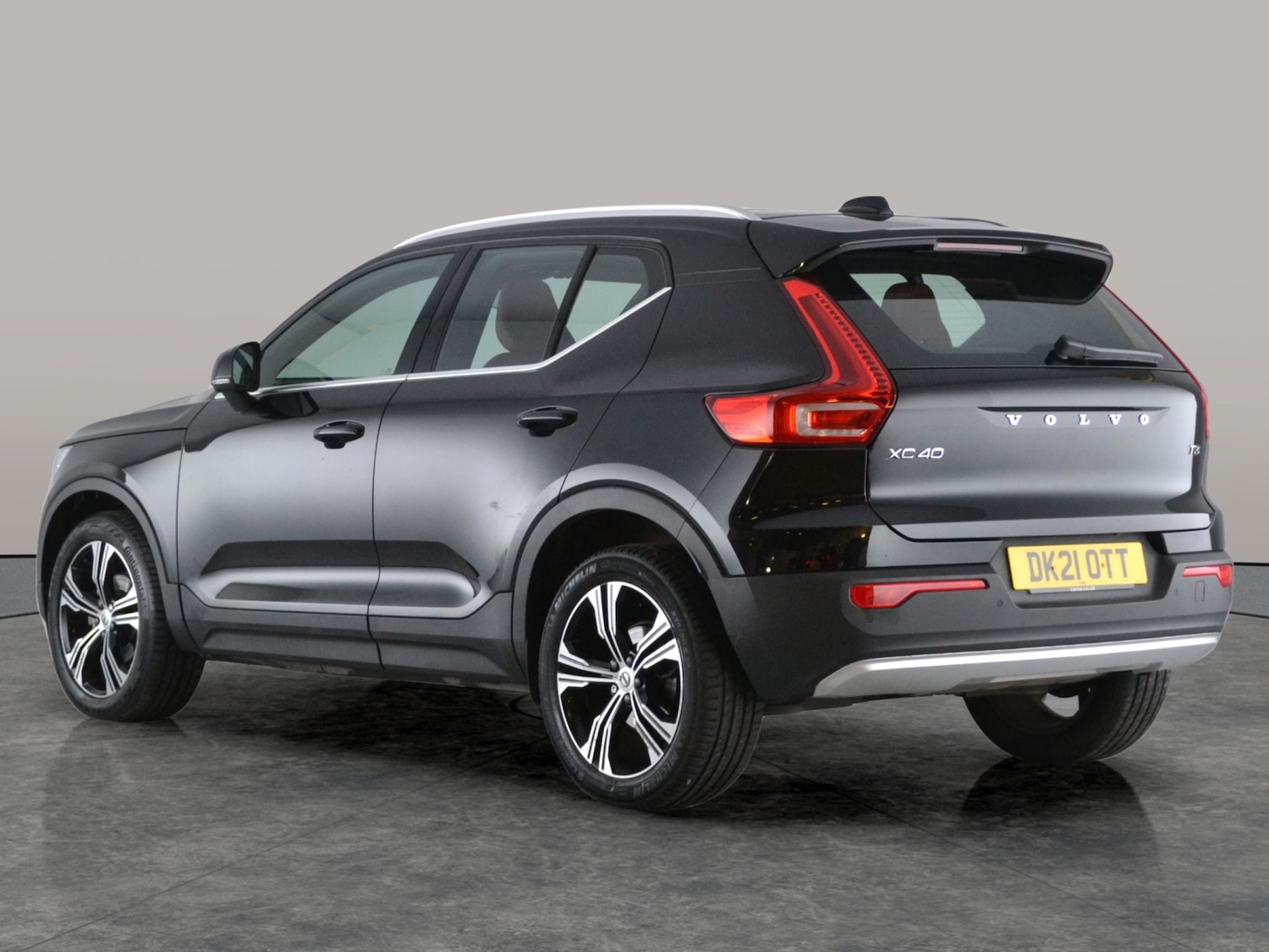 Used Volvo XC40 2021 for sale - 77932424: Photo 10