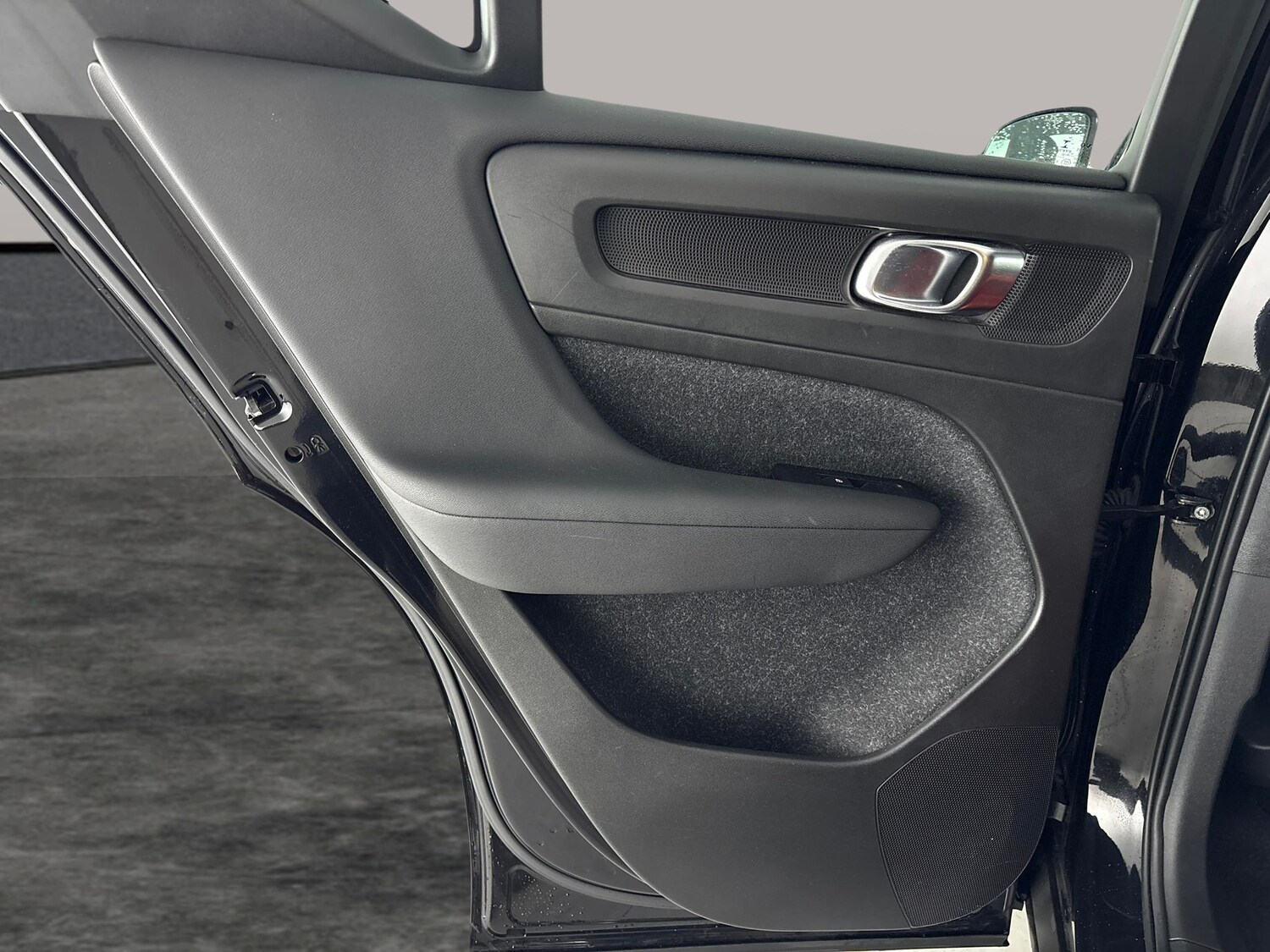 Used Volvo XC40 2021 for sale - 77932424: Photo 34