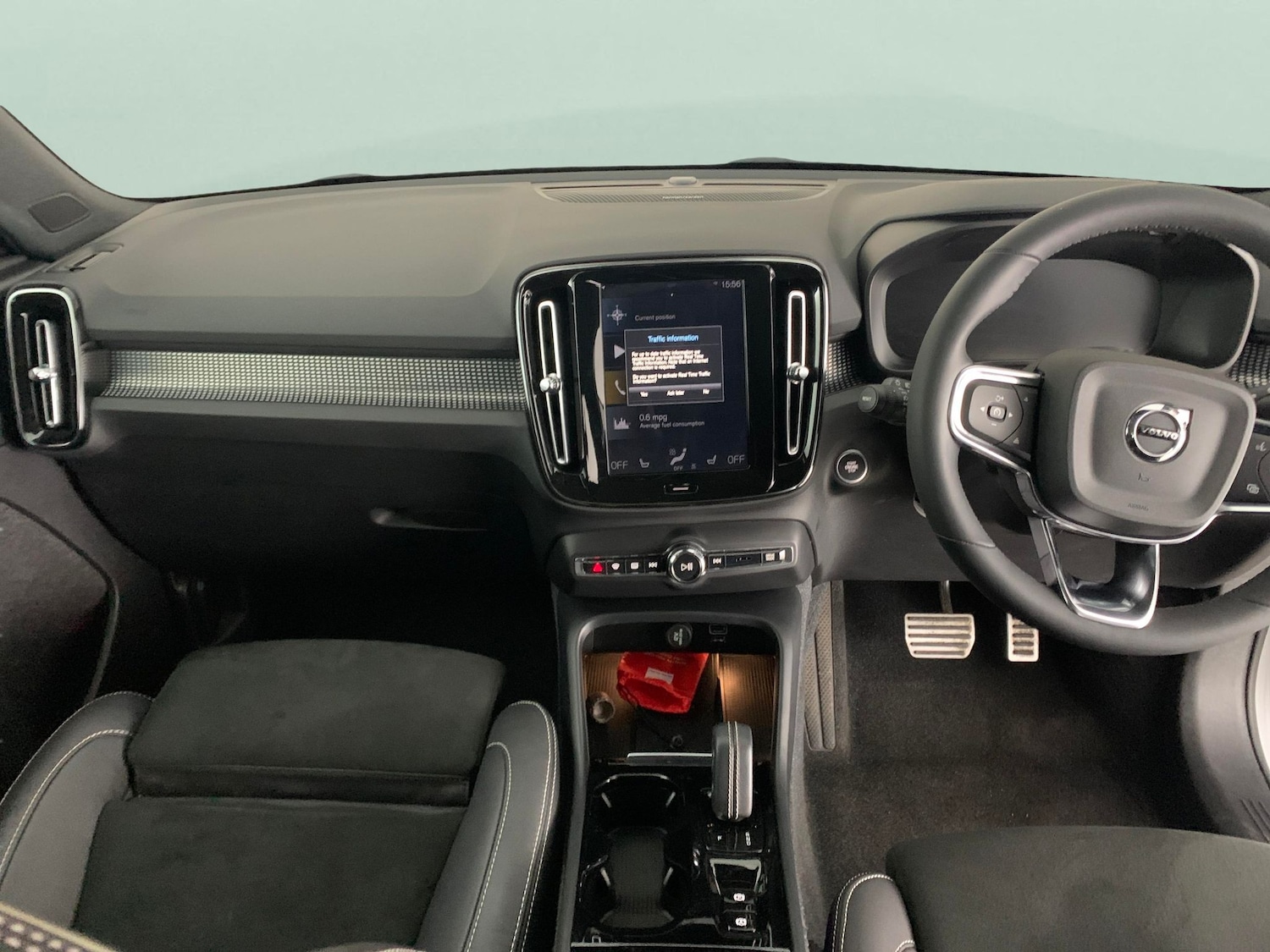 Used Volvo XC40 2022 for sale - 76612426: Photo 4