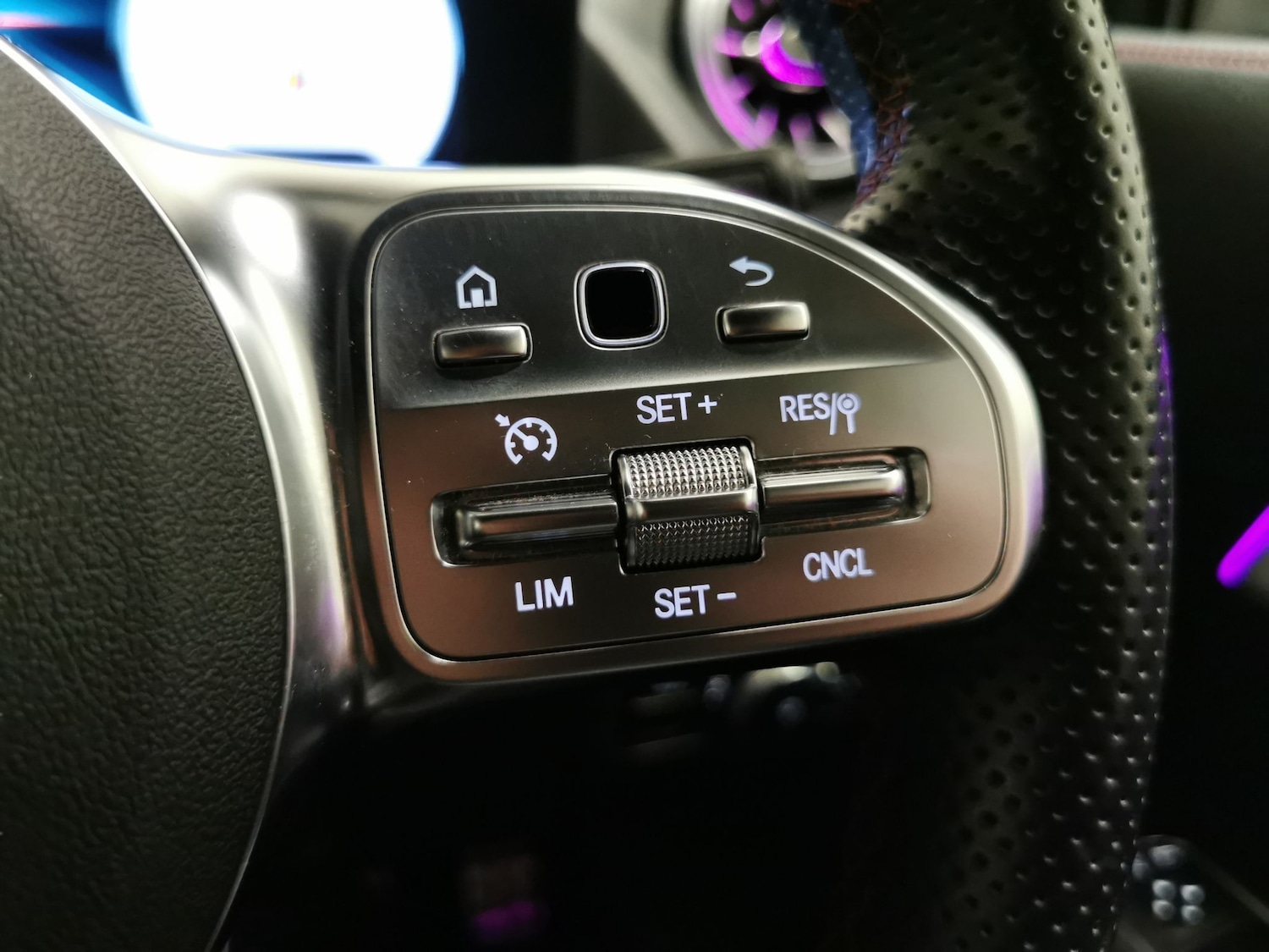 Used Mercedes-Benz EQA 2022 for sale - 77399466: Photo 21