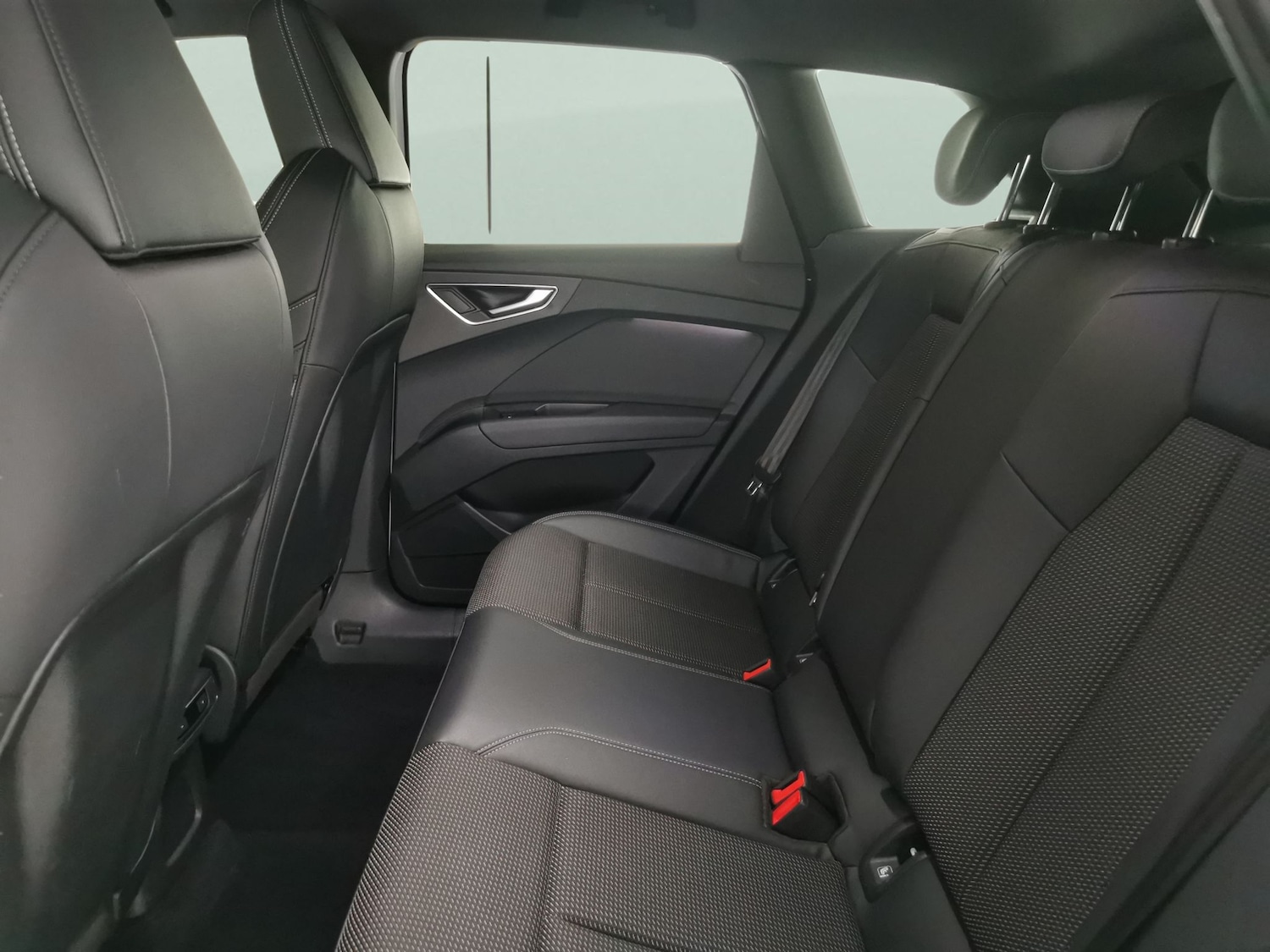 Used Audi Q4 e-tron 2022 for sale - 78212315: Photo 27