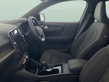 Used Volvo XC40 2022 for sale - 76171372: Photo