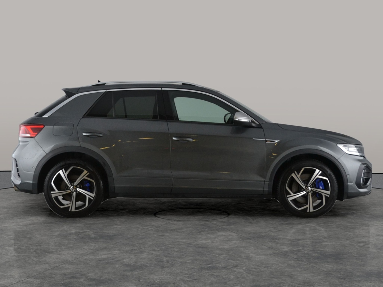 Used Volkswagen T-Roc 2023 for sale - 77432405: Photo 11