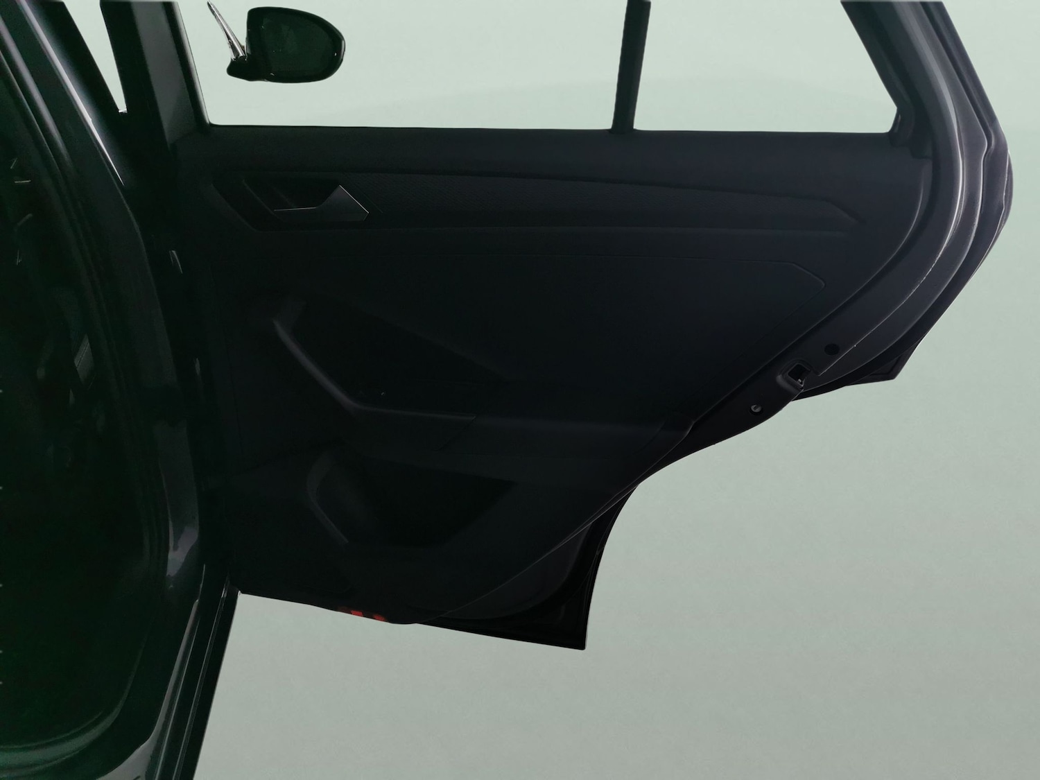 Used Volkswagen T-Roc 2023 for sale - 77432405: Photo 30