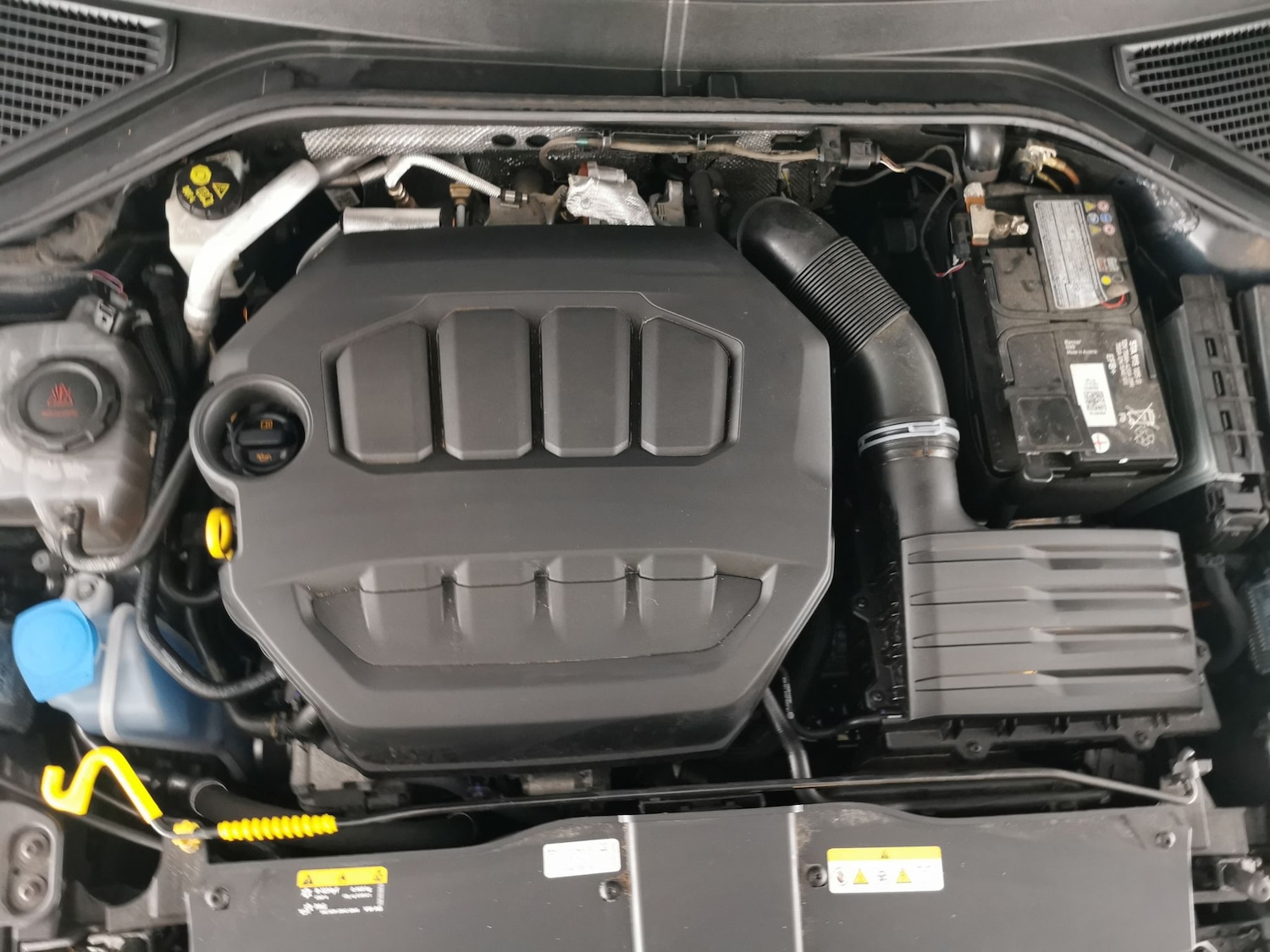 Used Volkswagen T-Roc 2023 for sale - 77432405: Photo 33