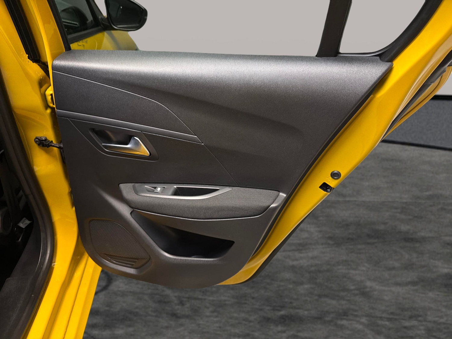 Used Peugeot E-208 2022 for sale - 77458205: Photo 23