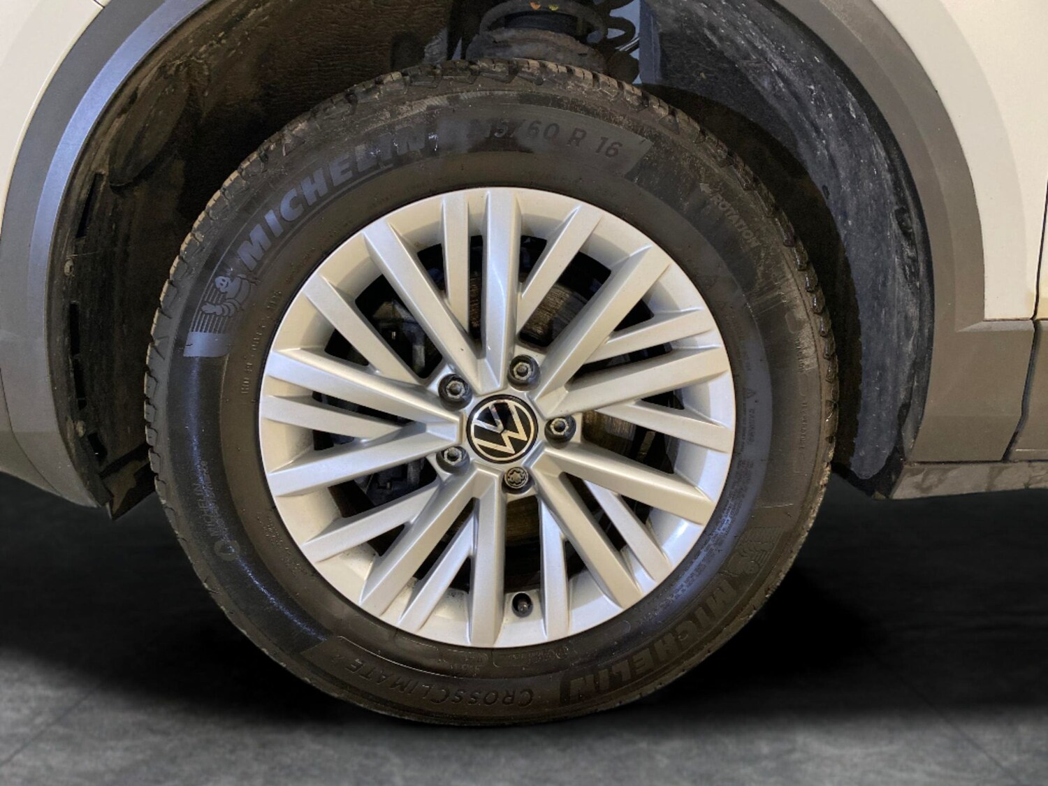 Used Volkswagen T-Roc 2023 for sale - 78012400: Photo 18