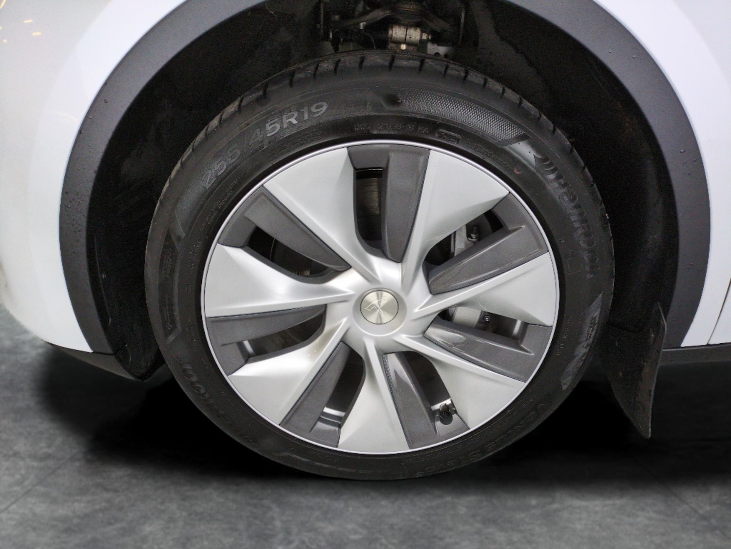 Used Tesla Model Y 2024 for sale - 77848420: Photo 26