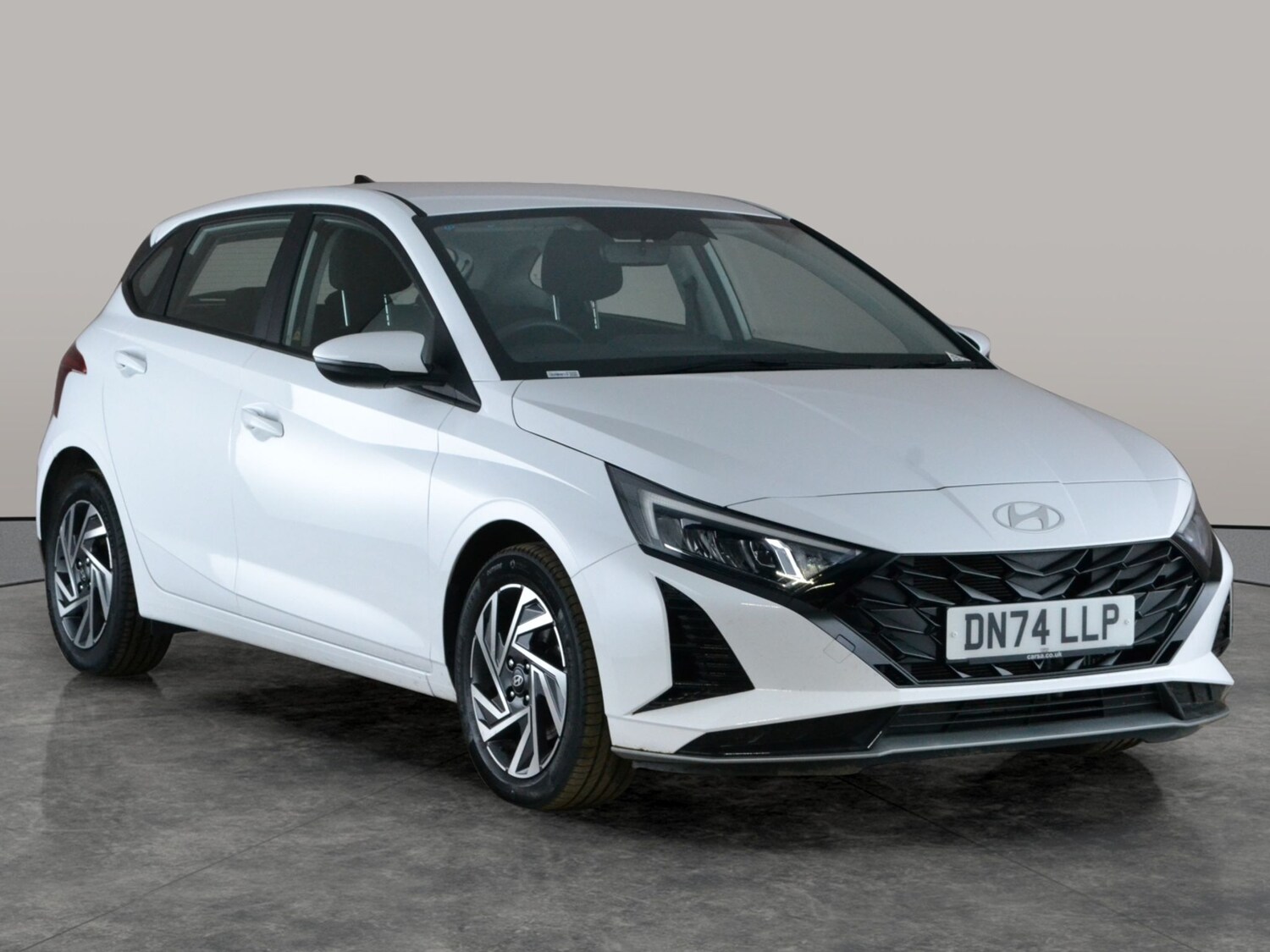 Used Hyundai i20 2024 for sale - 77872976: Photo 8