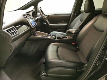 Used Nissan Leaf 2022 for sale - 77570423: Photo