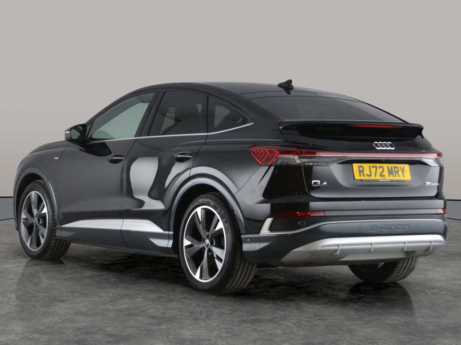 Used Audi Q4 e-tron 2022 for sale - 77005673: Photo 7