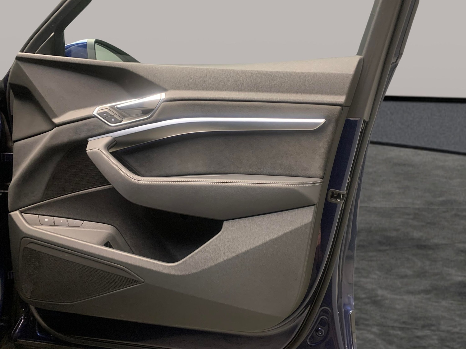 Used Audi e-tron 2022 for sale - 77381376: Photo 28