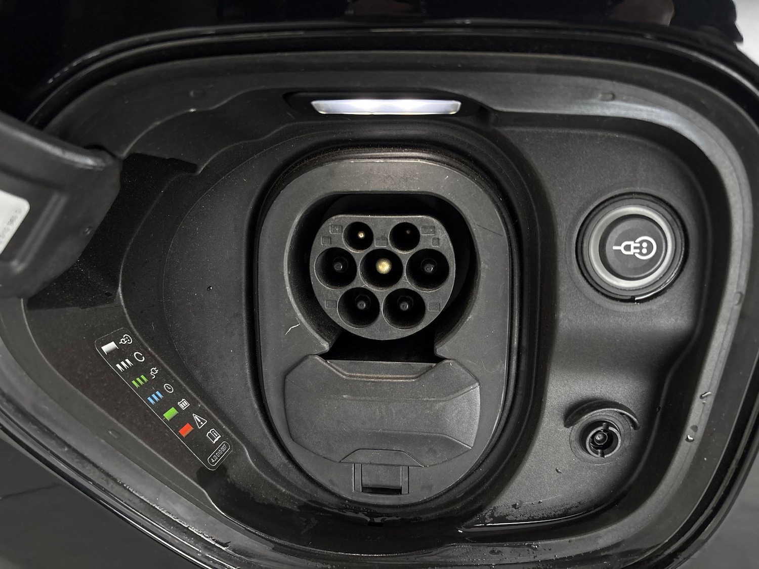 Used Audi e-tron GT 2022 for sale - 76624072: Photo 40