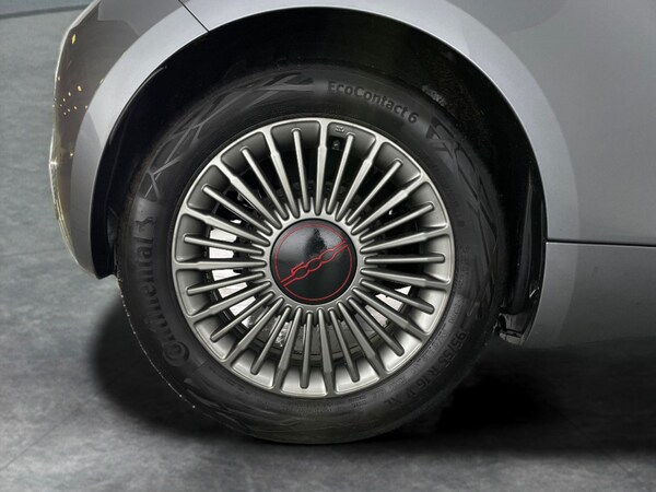 Used Fiat 500e 2022 for sale - 76320569: Photo 32