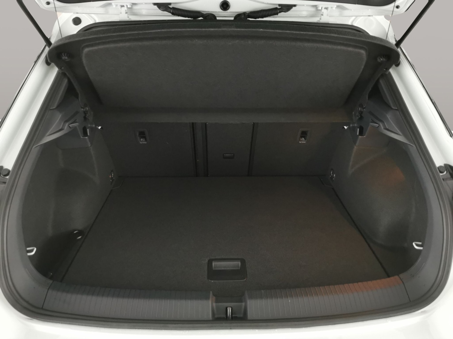 Used Volkswagen T-Roc 2023 for sale - 77418004: Photo 34