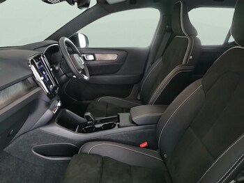 Used Volvo XC40 2023 for sale - 79175355: Photo