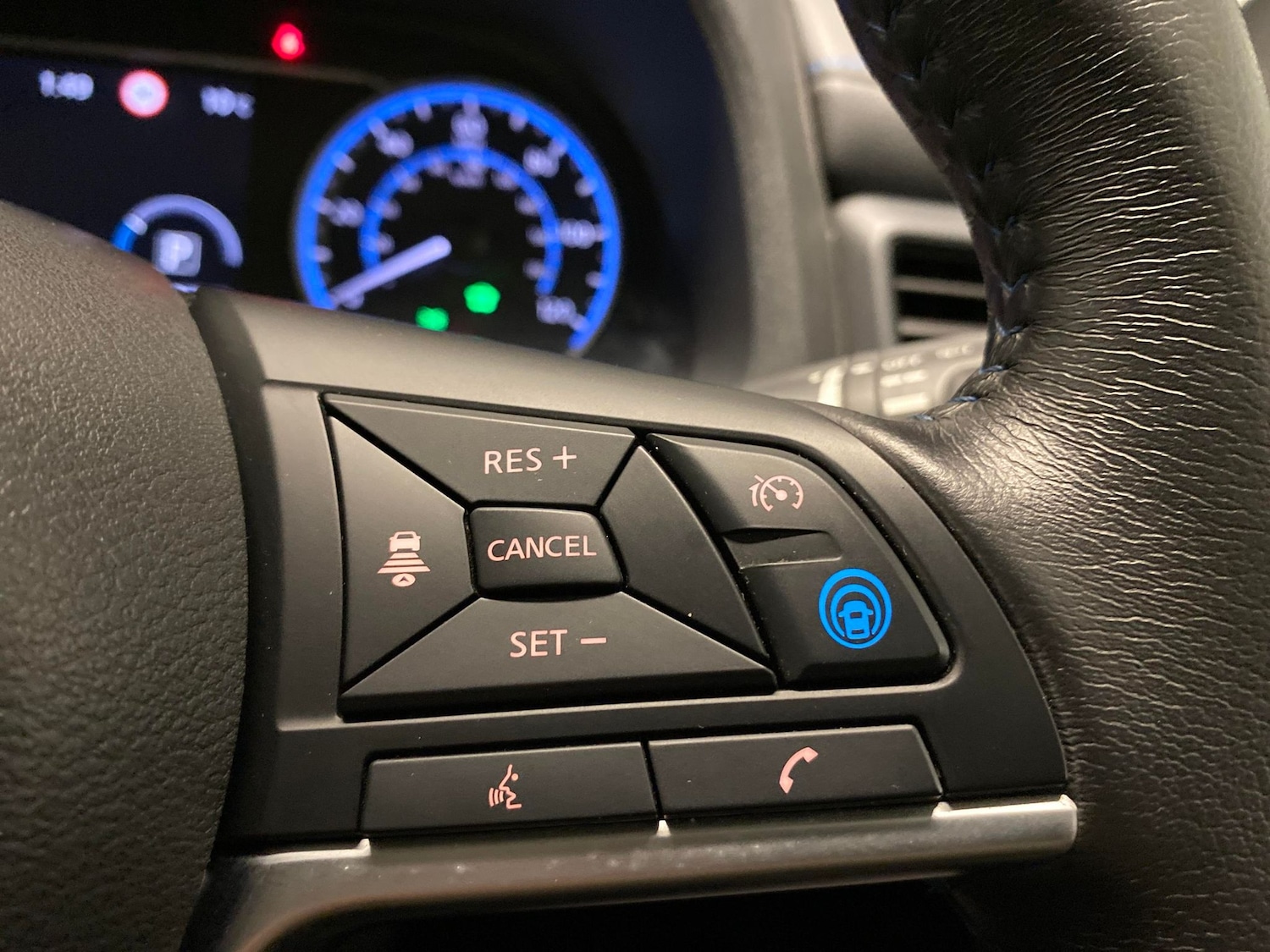 Used Nissan Leaf 2021 for sale - 77965749: Photo 18