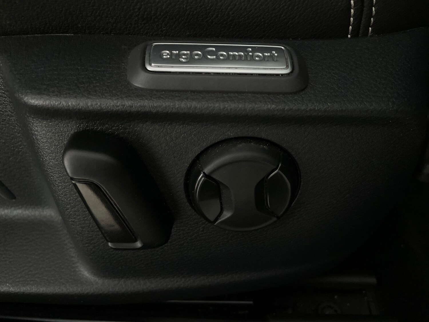 Used Volkswagen Passat 2022 for sale - 77502378: Photo 14