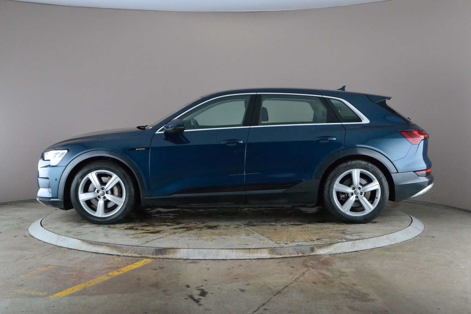 Used Audi e-tron 2020 for sale - 77519677: Photo 14
