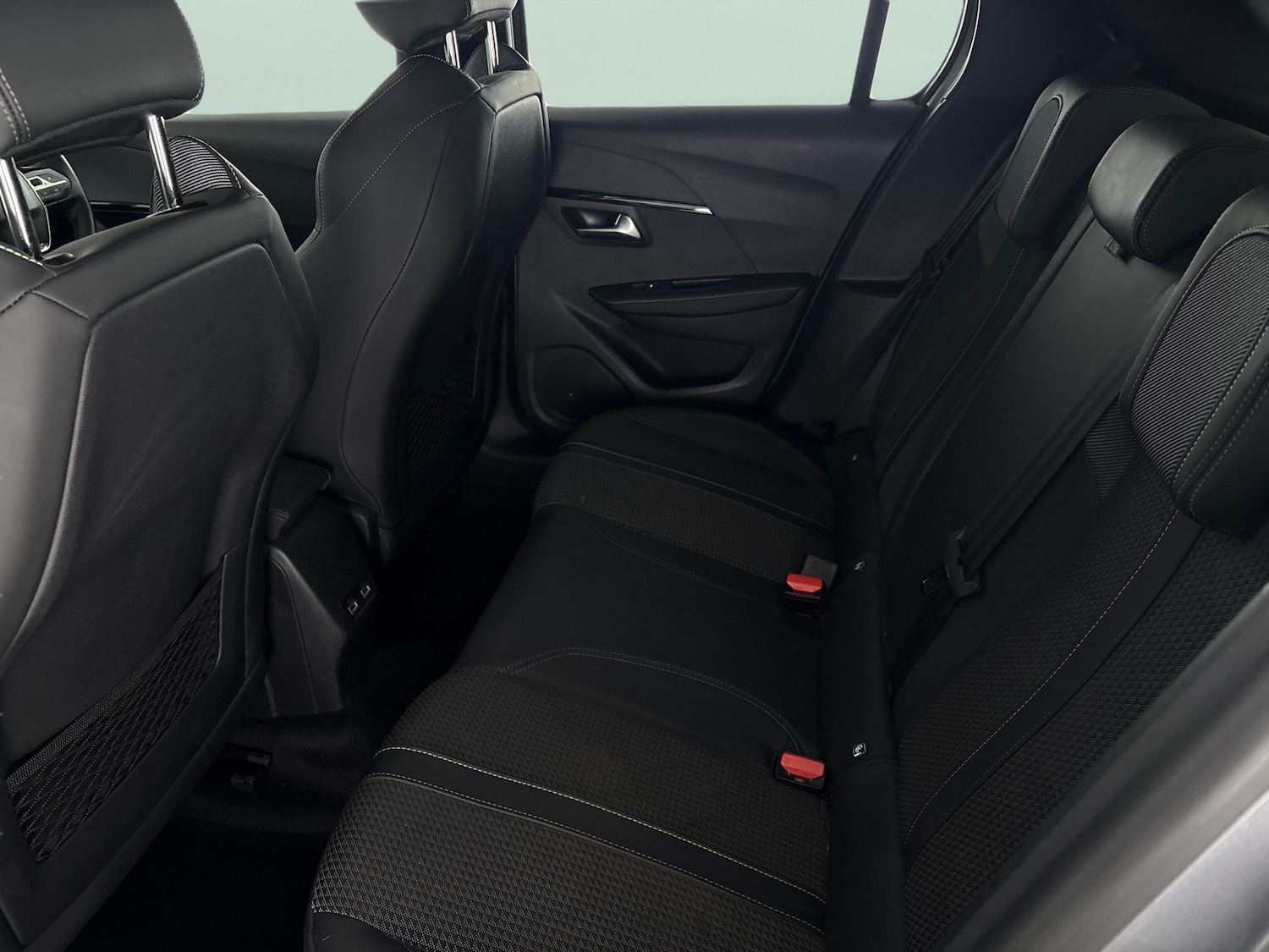 Used Peugeot E-208 2022 for sale - 77151808: Photo 29