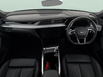 Used Audi e-tron 2022 for sale - 75032910: Photo