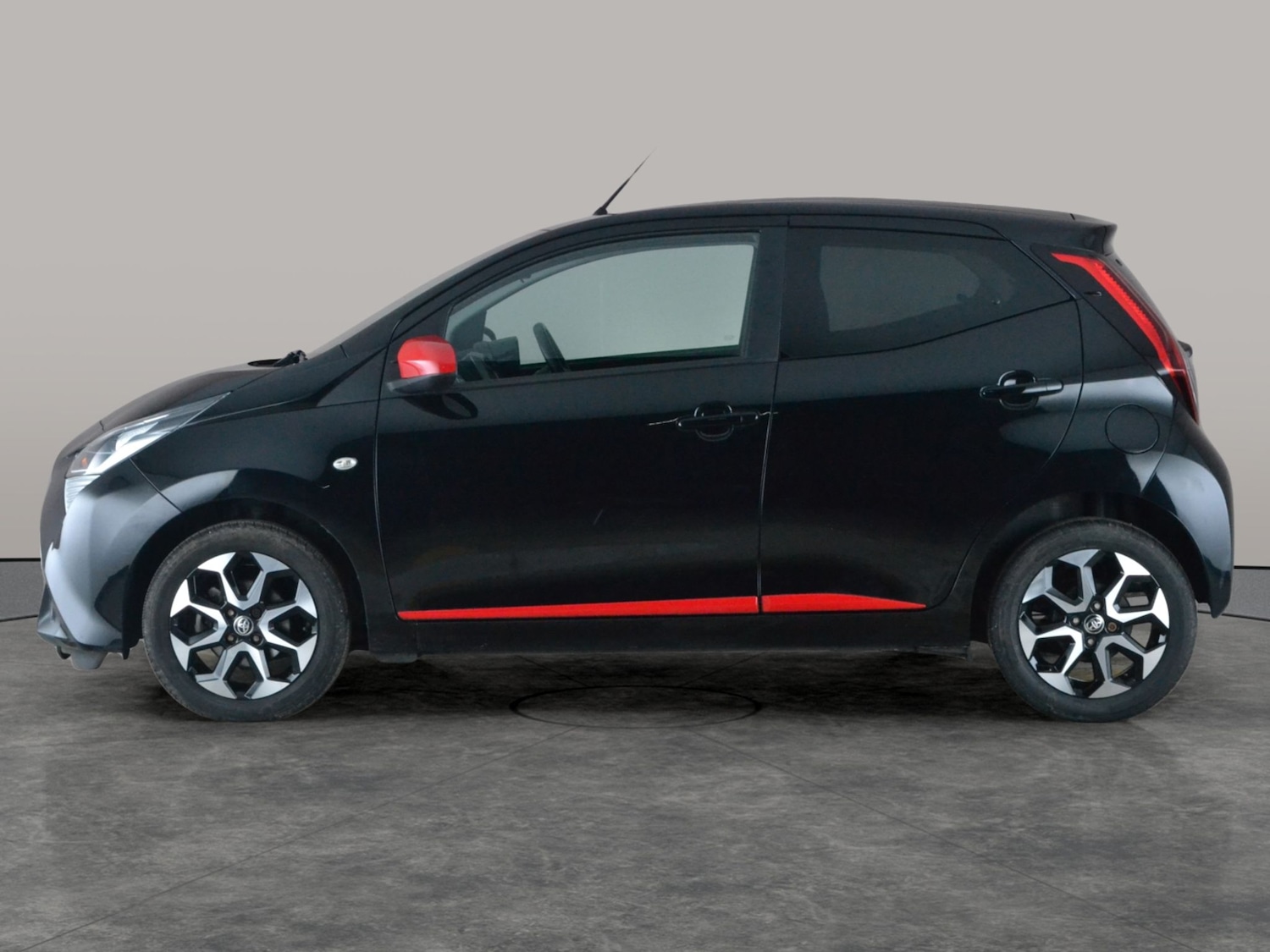 Used Toyota AYGO 2020 for sale - 77634908: Photo 13