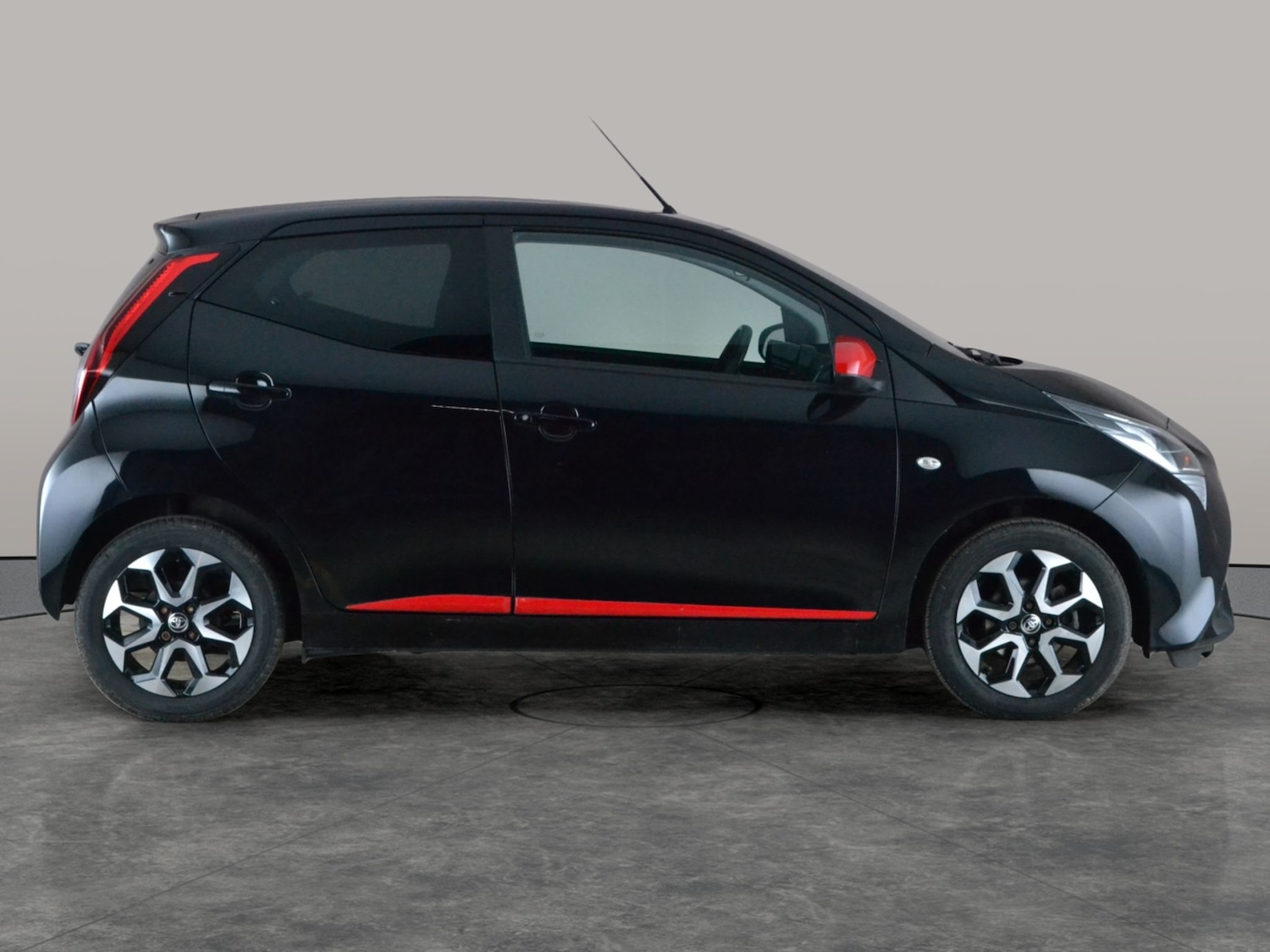 Used Toyota AYGO 2020 for sale - 77634908: Photo 9