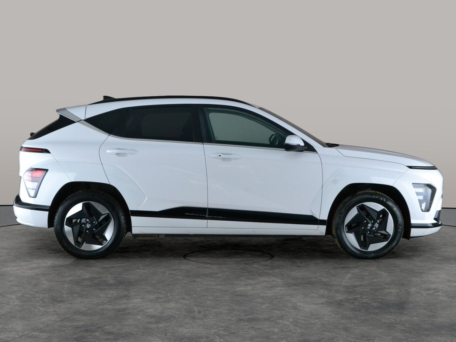 Used Hyundai KONA 2024 for sale - 78103956: Photo 9