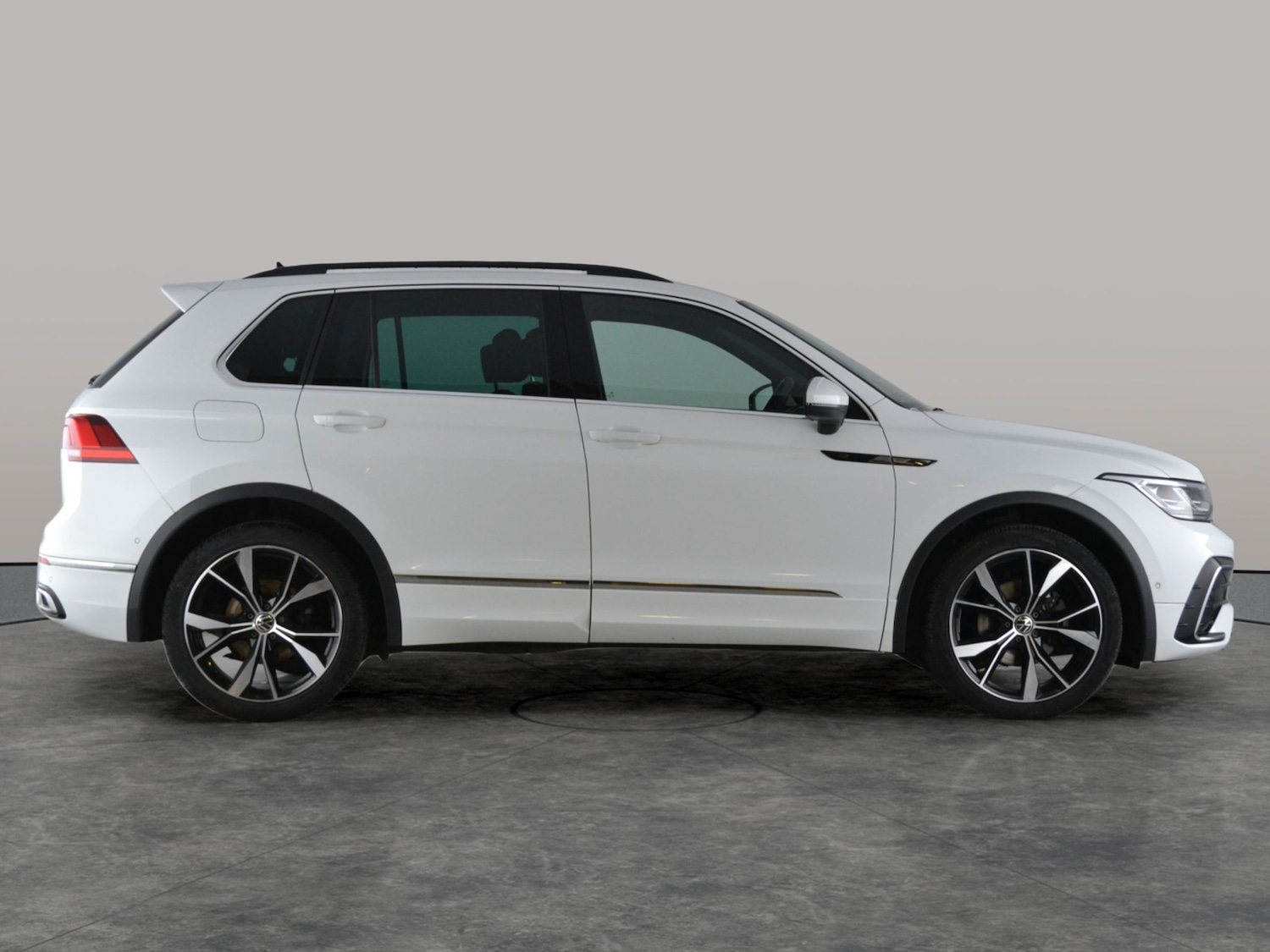 Used Volkswagen Tiguan 2023 for sale - 77519625: Photo 11
