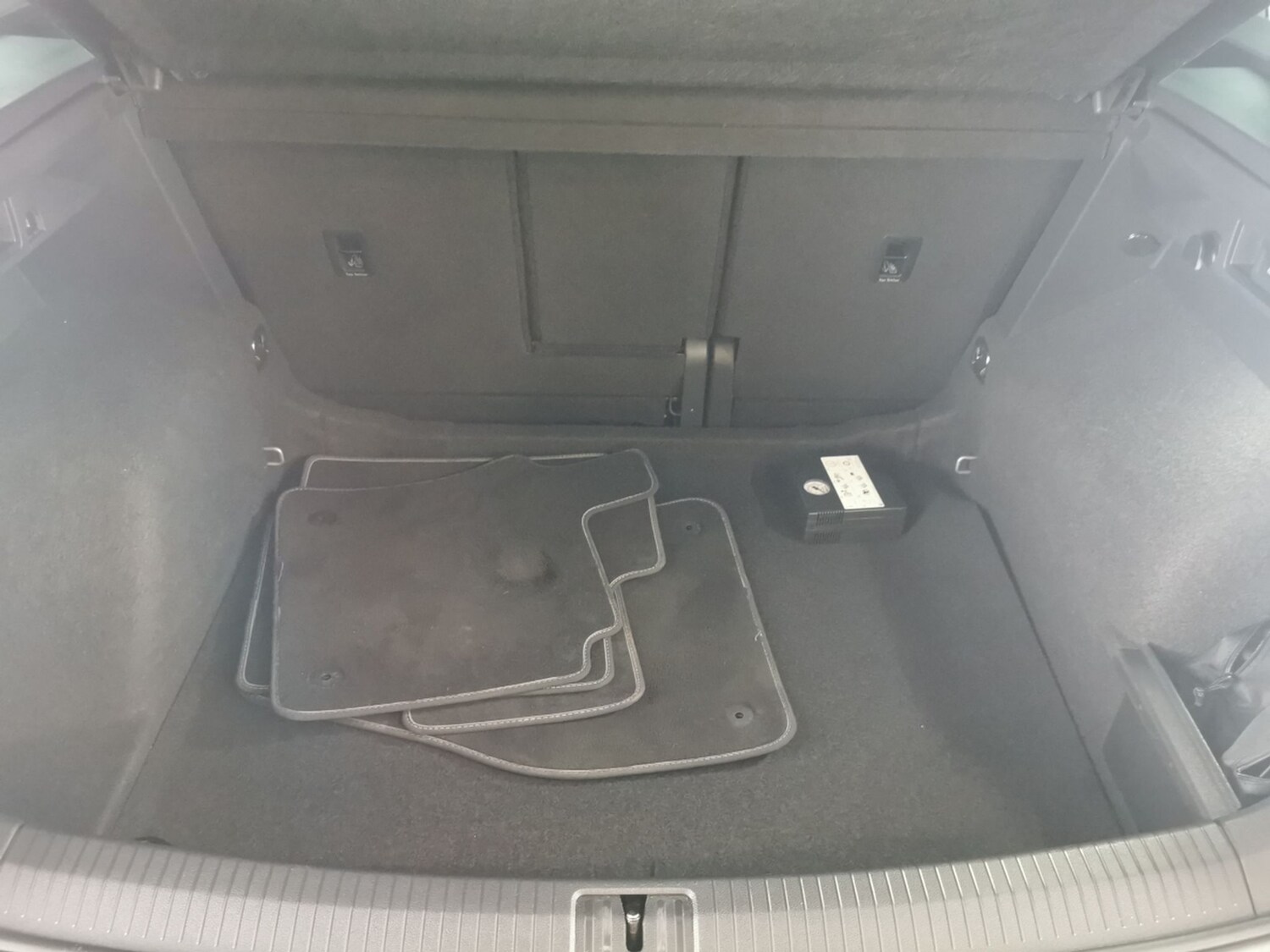 Used Volkswagen Tiguan 2023 for sale - 77519625: Photo 33