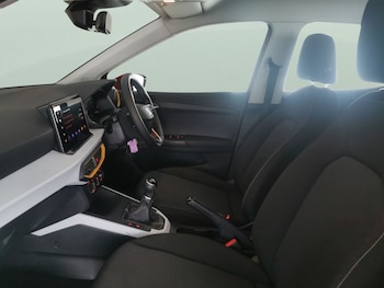 Used SEAT Arona 2023 for sale - 79555800: Photo