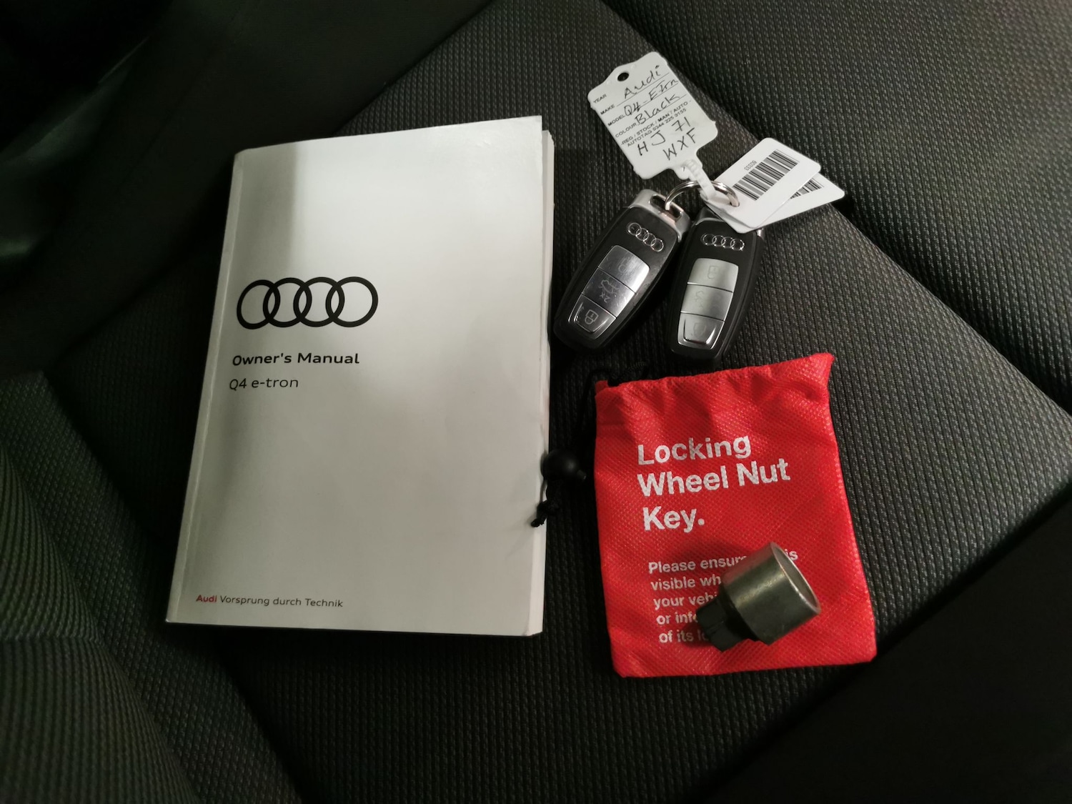 Used Audi Q4 e-tron 2021 for sale - 77873038: Photo 29