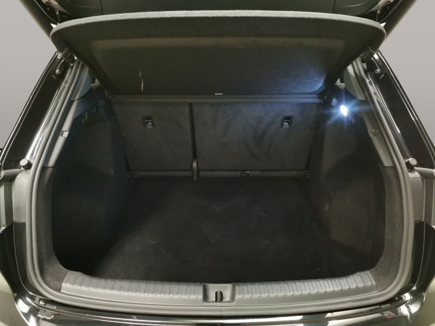 Used Audi Q4 e-tron 2021 for sale - 77873038: Photo 31