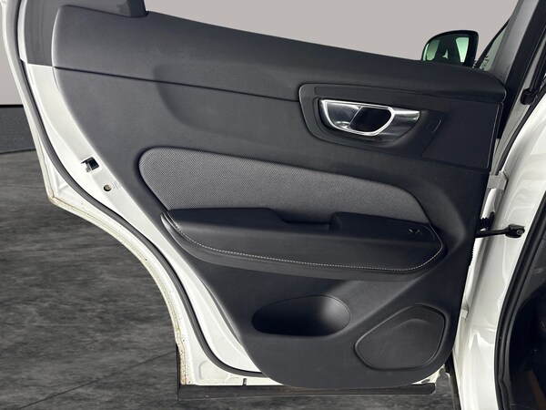 Used Volvo XC60 2022 for sale - 76173413: Photo 44