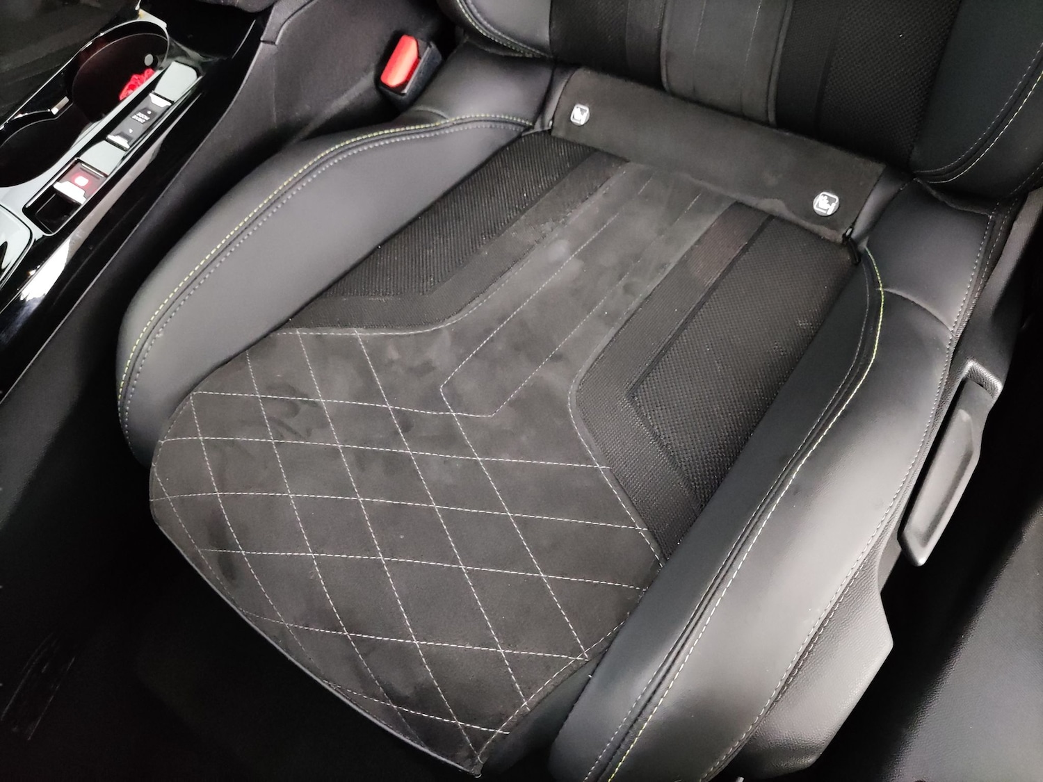 Used Peugeot 2008 2022 for sale - 78180665: Photo 14