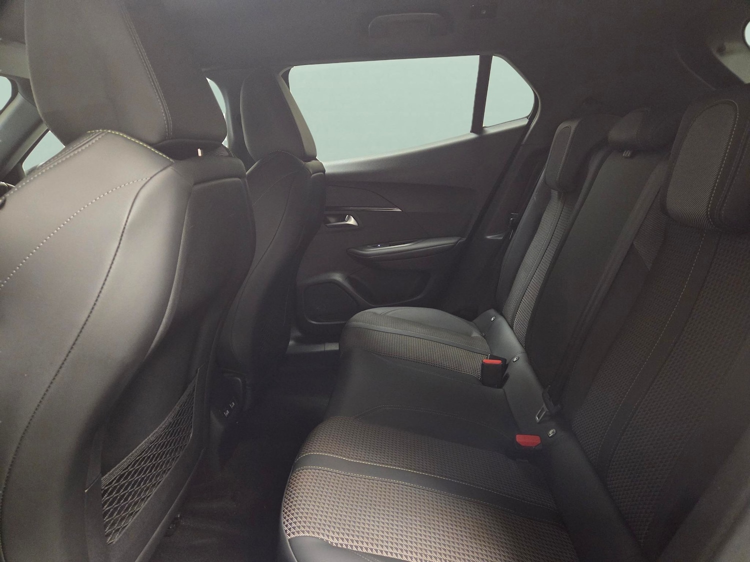 Used Peugeot 2008 2023 for sale - 77639885: Photo 26