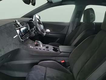 Used DS Automobiles DS 7 Crossback 2022 for sale - 79443595: Photo