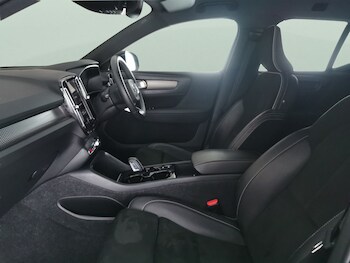 Used Volvo XC40 2020 for sale - 77269690: Photo