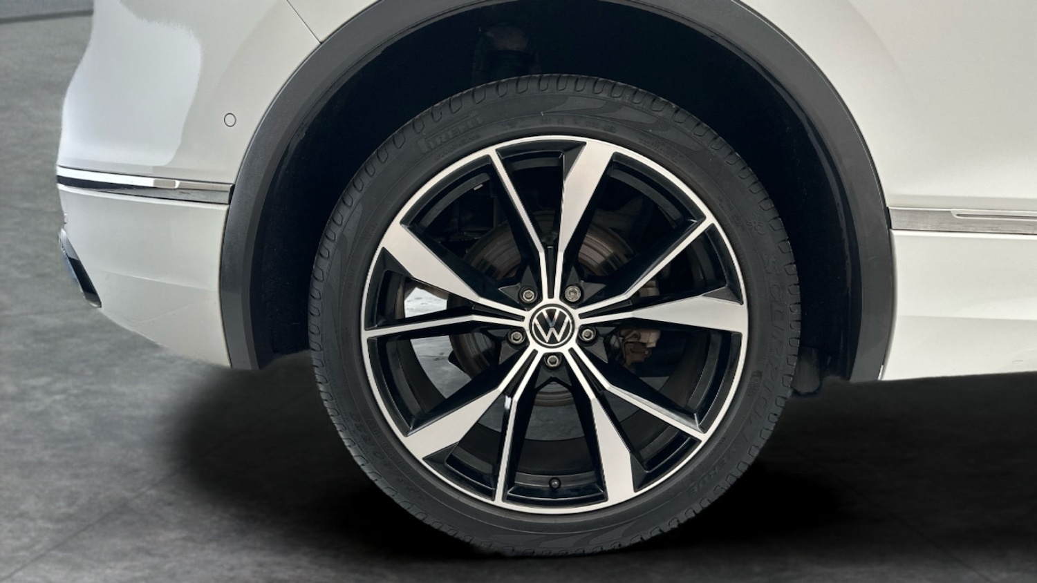 Used Volkswagen Tiguan 2021 for sale - 76342435: Photo 14