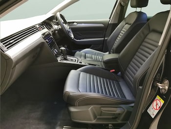 Used Volkswagen Passat undefined for sale - 78354484: Photo